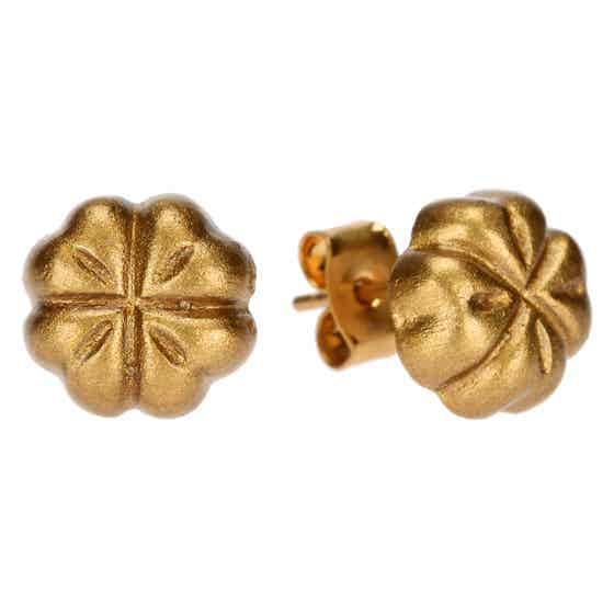 Four-leaf clover stud earring