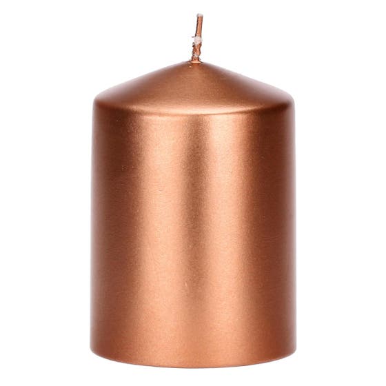 Star-shaped porcelain saucer with Thunland candle