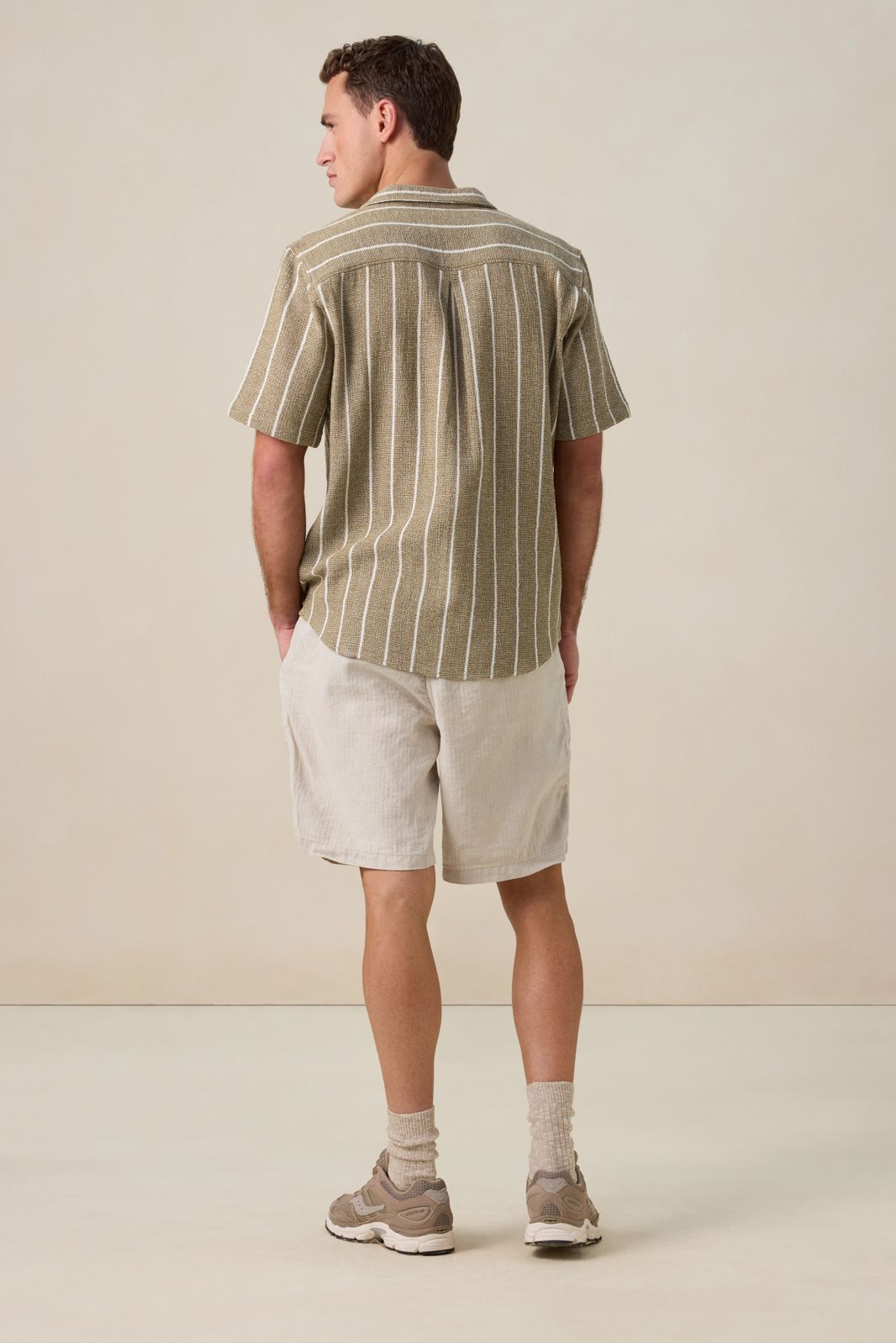 Beige linnen herringbone short