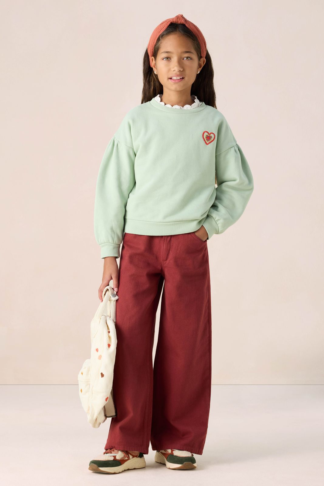 Lichtgroene sweater met pofmouwen