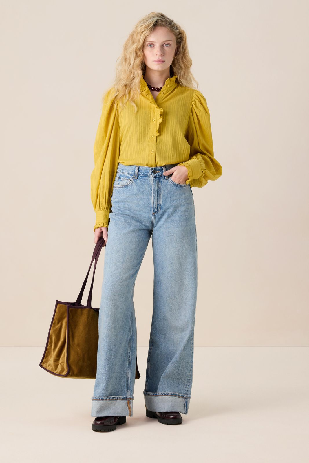 Gele blouse met lurex