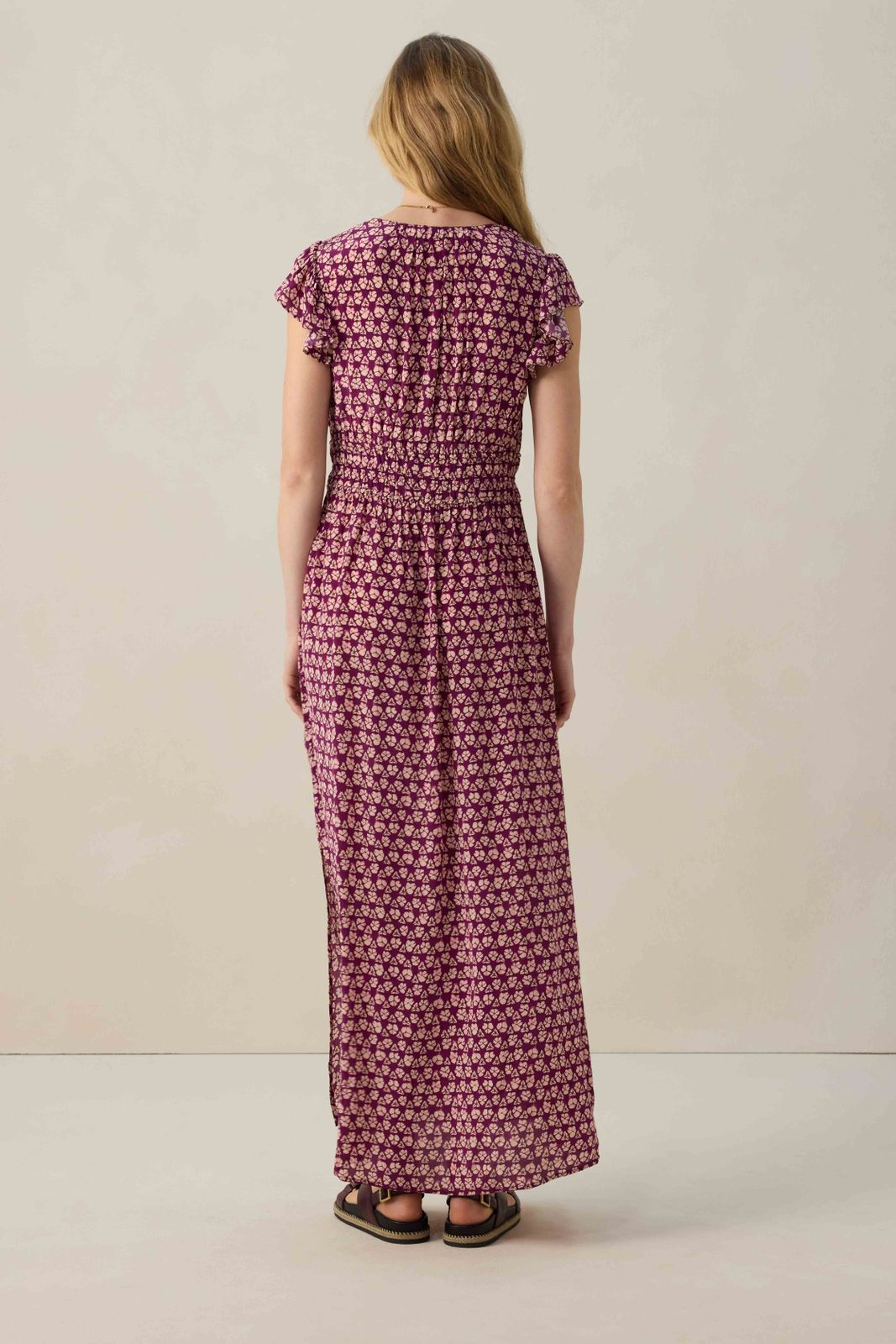 Donkerpaarse maxi jurk met ruffles