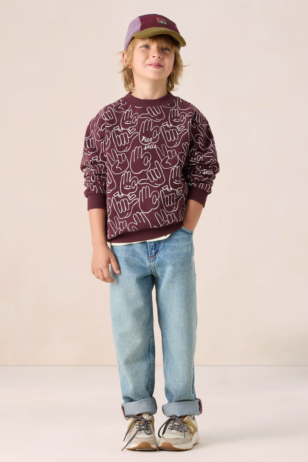 Donkerbruine sweater met print