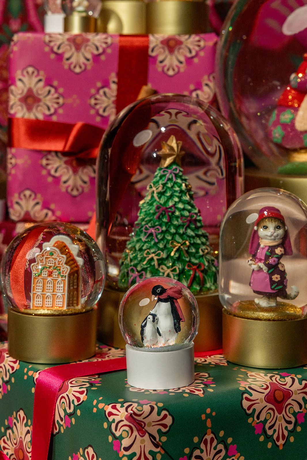 Glazen sneeuwbol met pingu茂n small