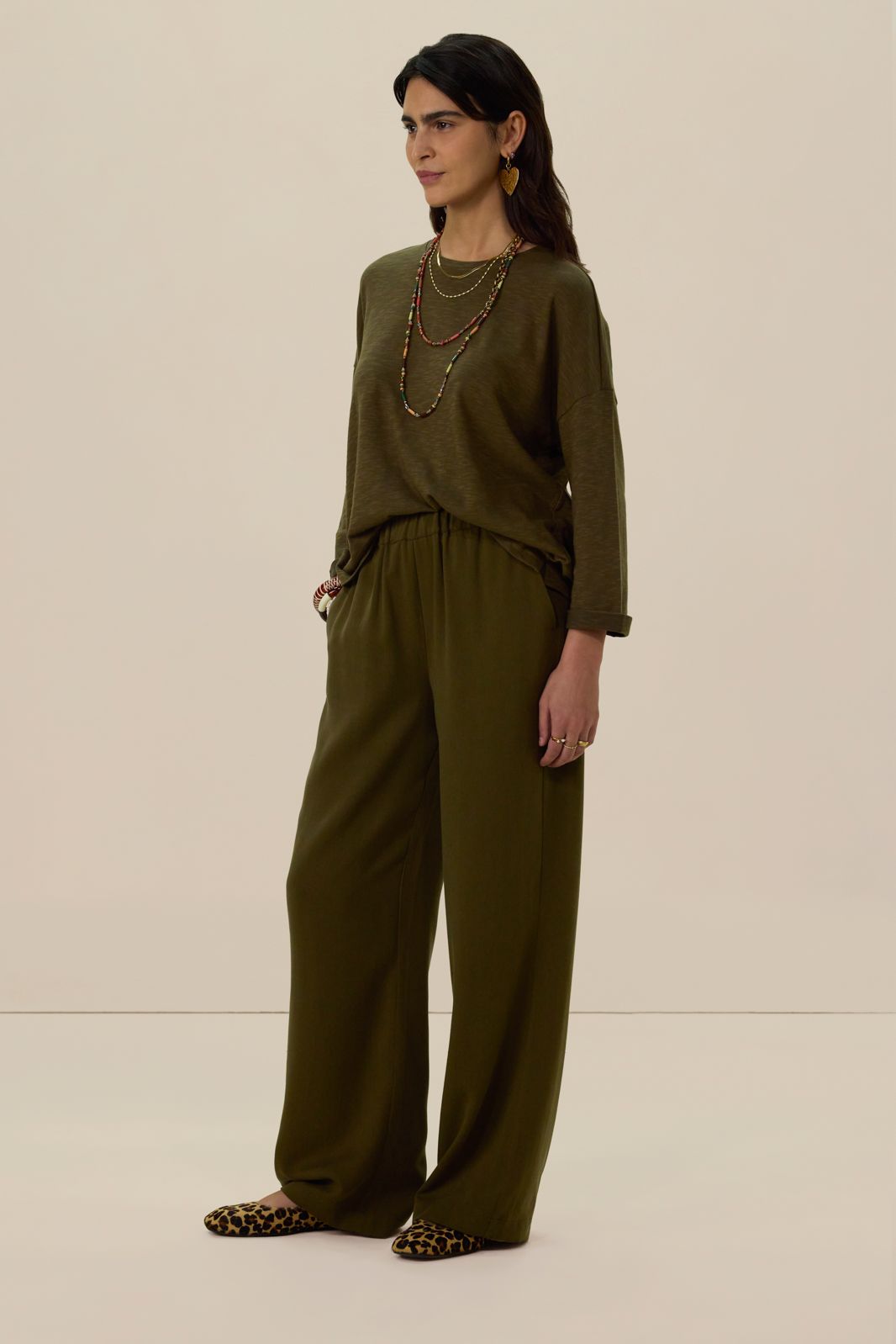 Donkergroene mid waist jersey broek