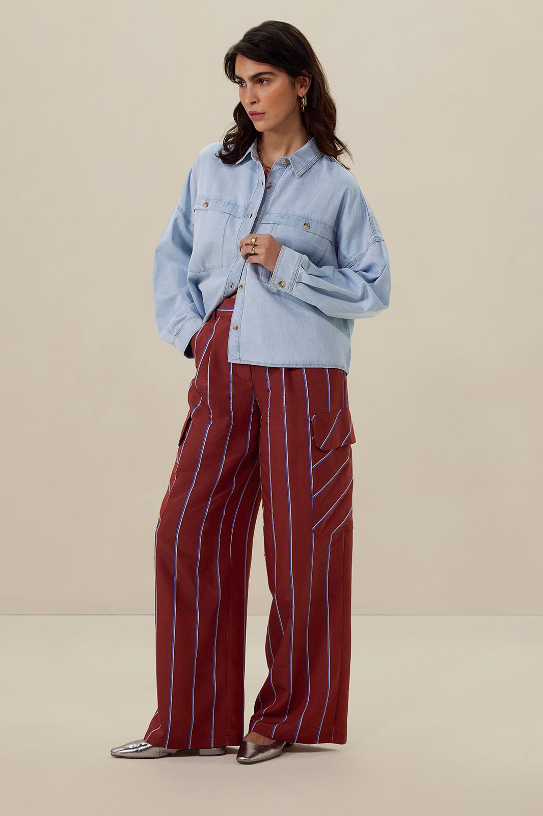 Lichtblauwe cropped denim blouse