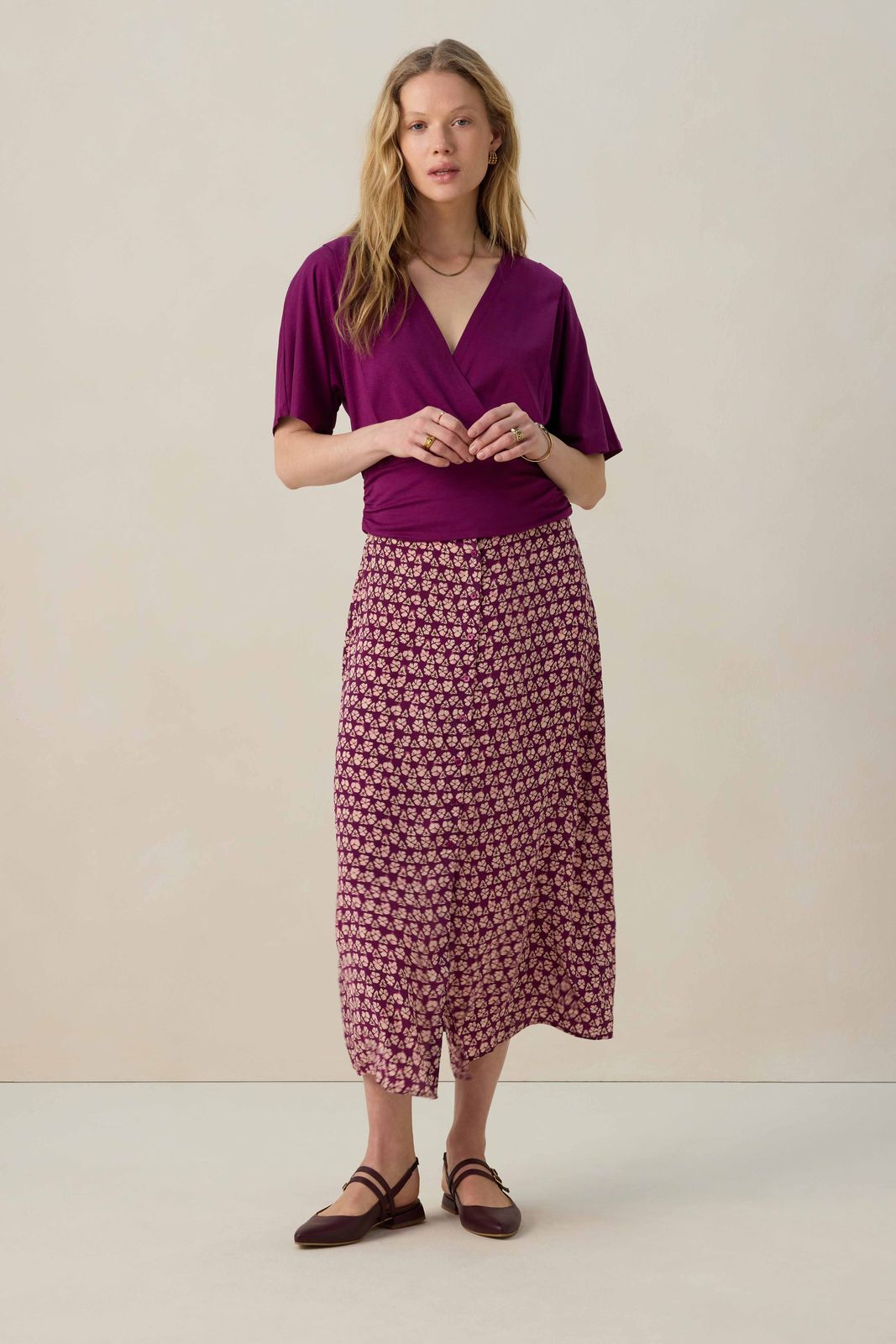 Donkerpaars T-shirt met overlapping