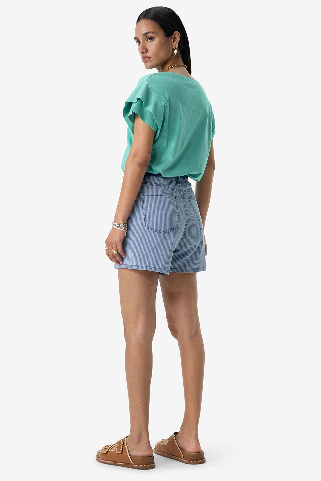 Turquoise T-shirt met schouderdetails