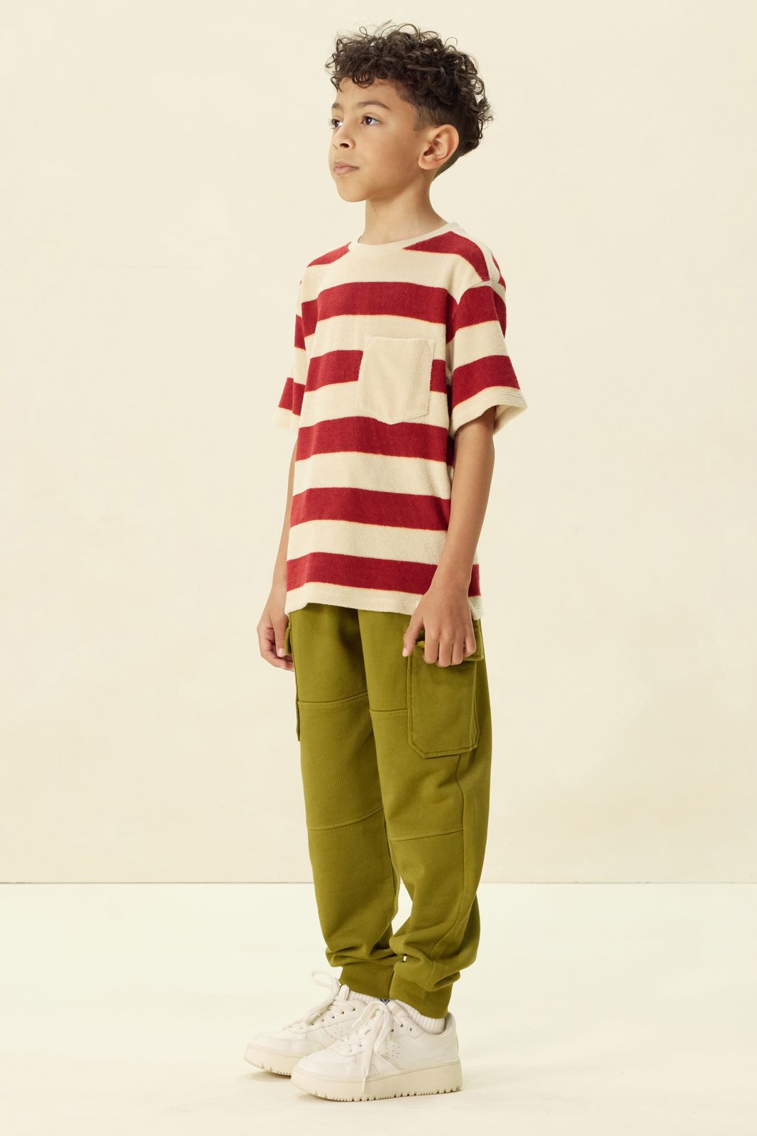 Donkergroene sweatpants met opgestikte zakken