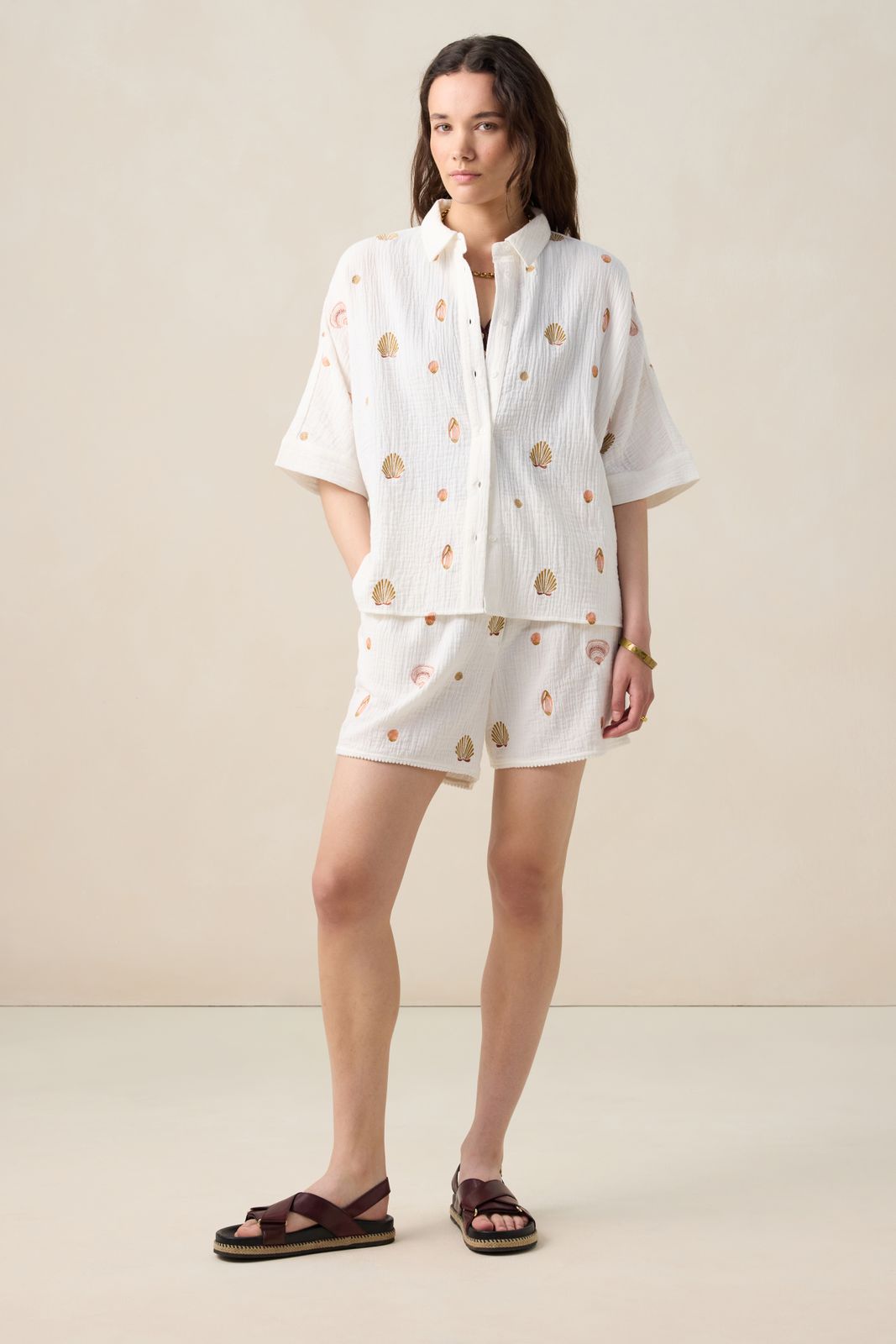 Witte mousseline short met embroidery