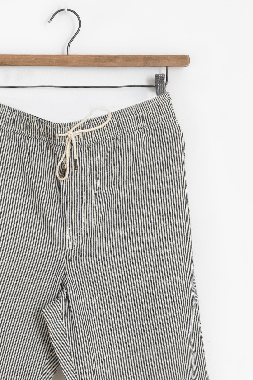 Donkerblauw gestreepte shorts