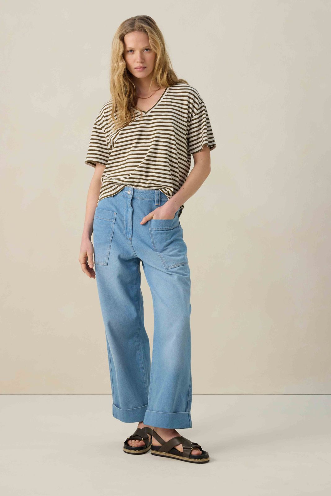 Donkergroen gestreept T-shirt