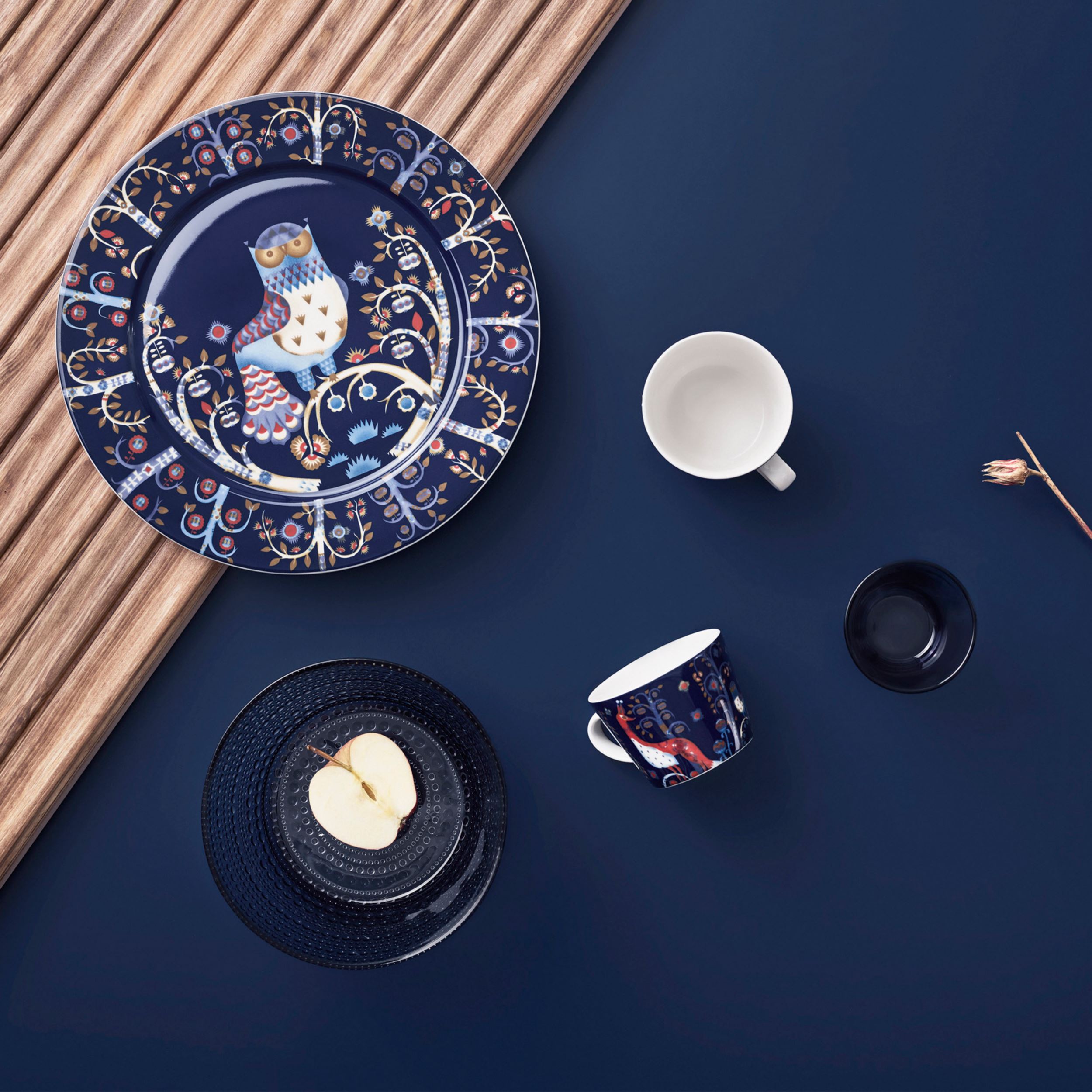 Taika plate 30cm blue