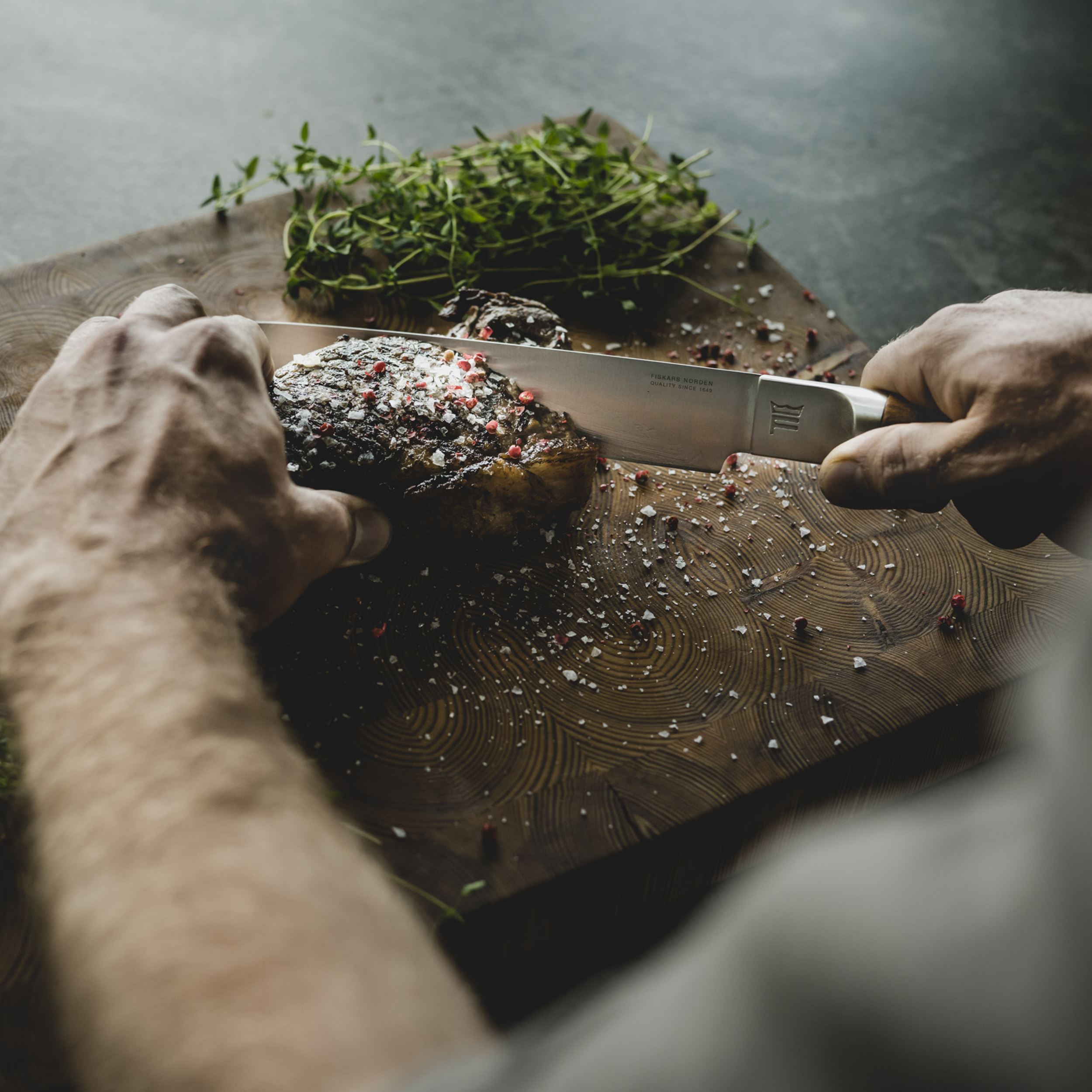 Norden carving knife