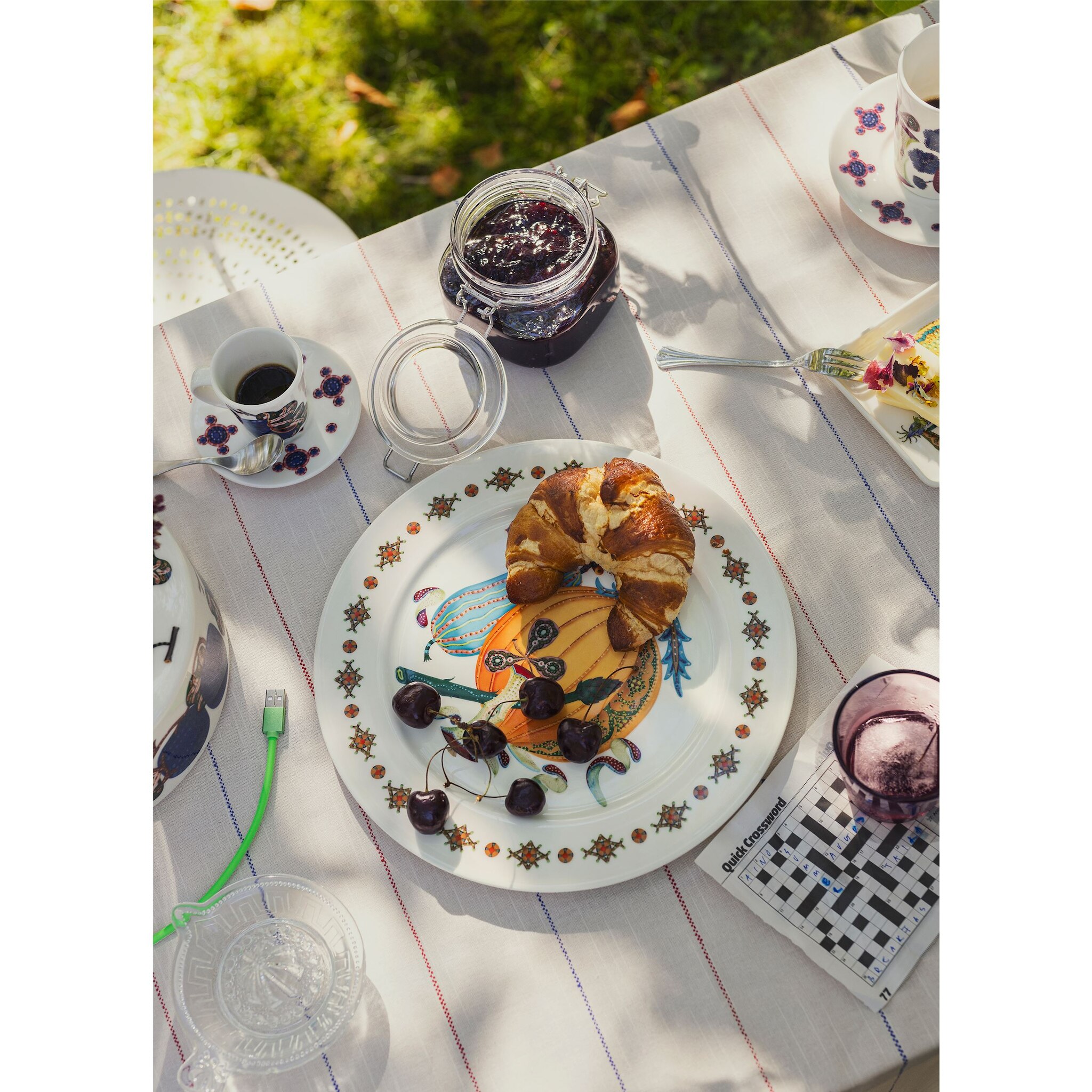 Taika plate 30cm Sato