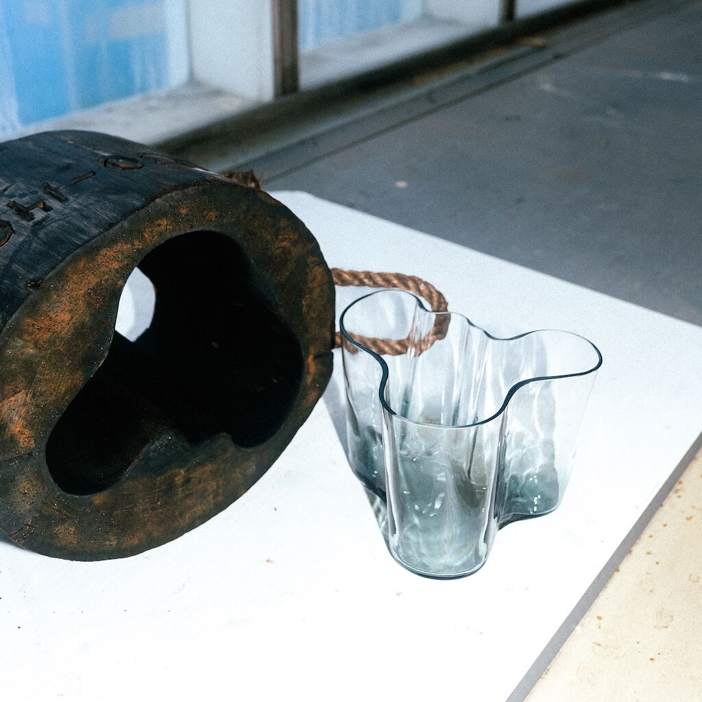 Alvar Aalto vase 140mm clear/dark grey limited edition