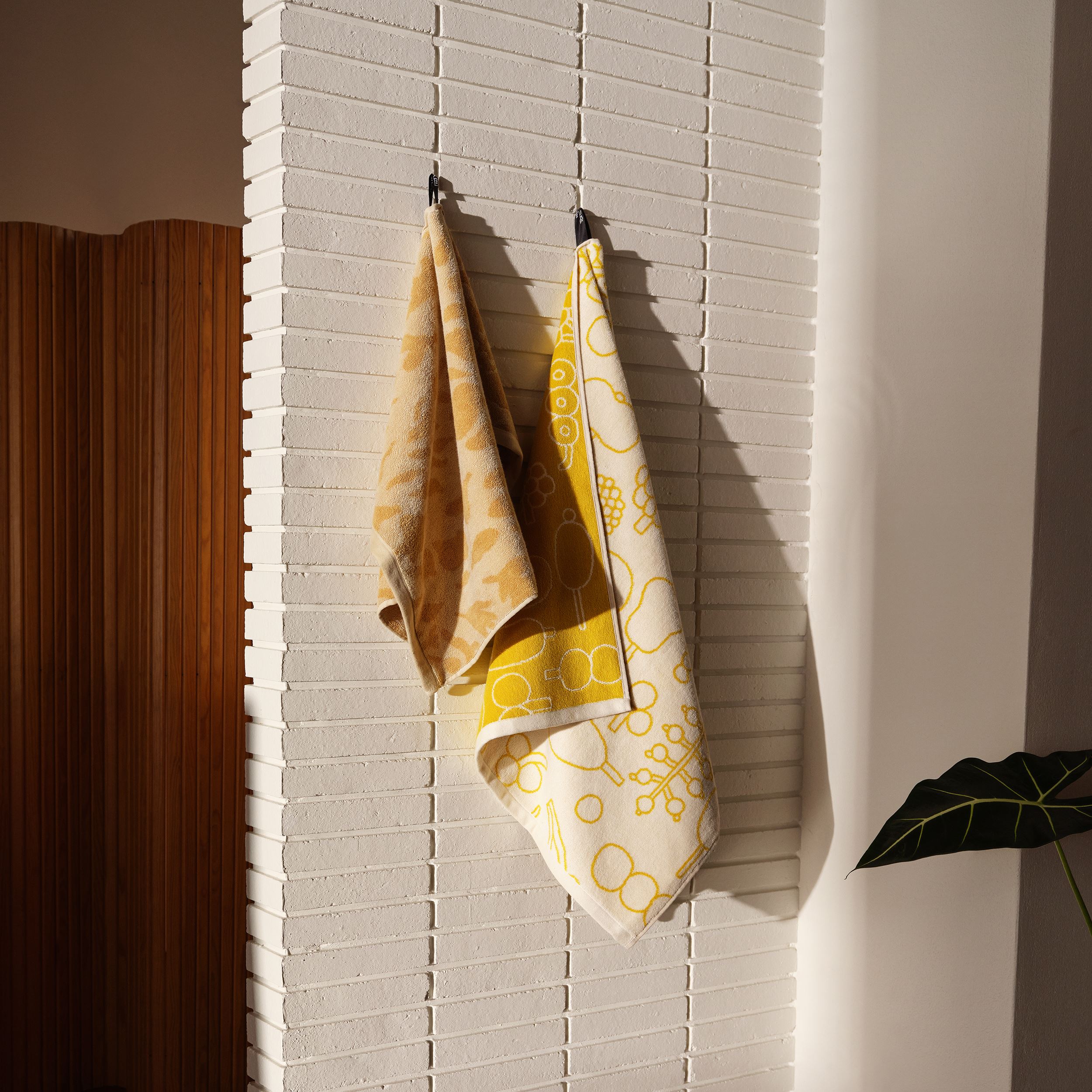 Oiva Toikka Collection hand towel 50x70cm cheetah brown