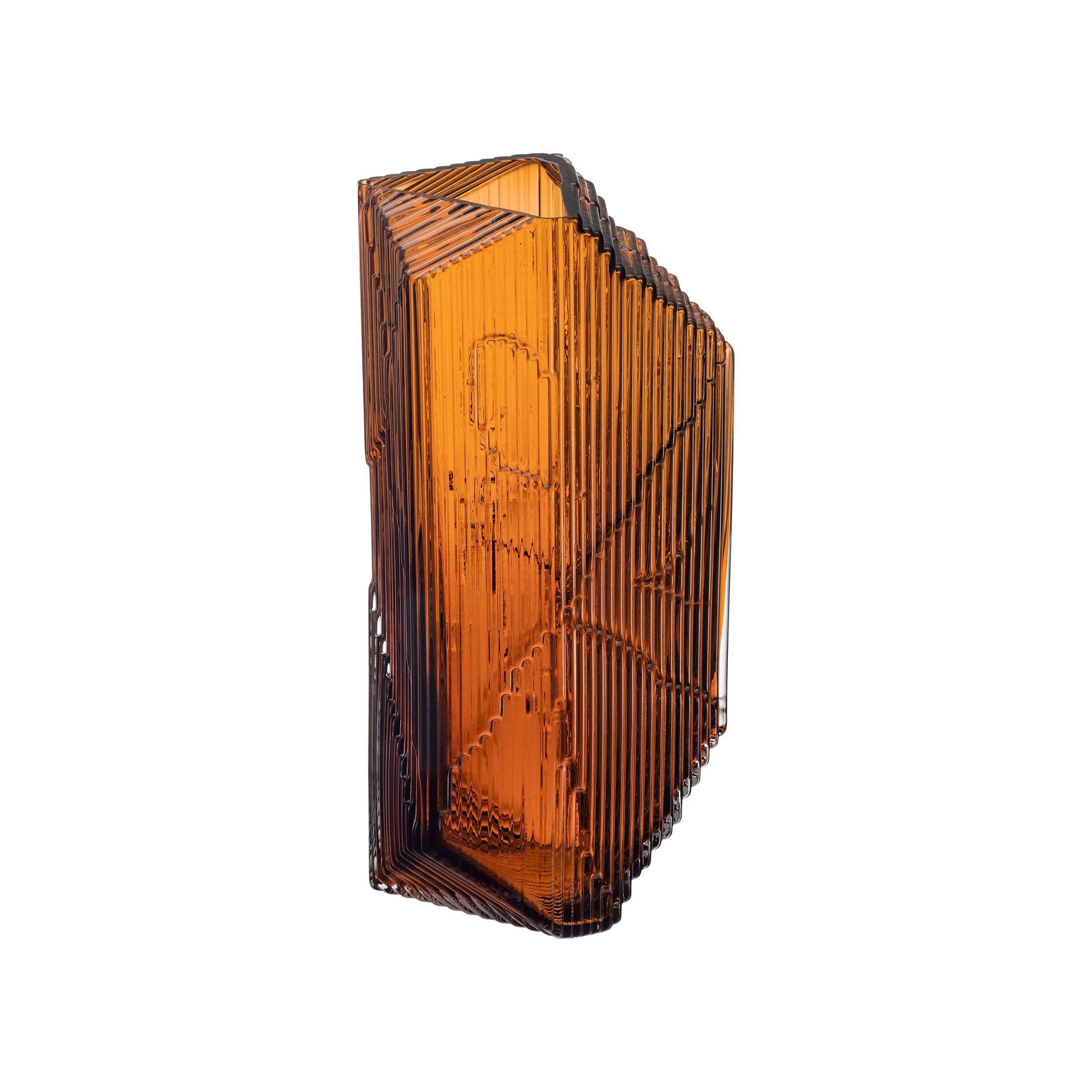 Kartta glass sculpture 150x320 rain