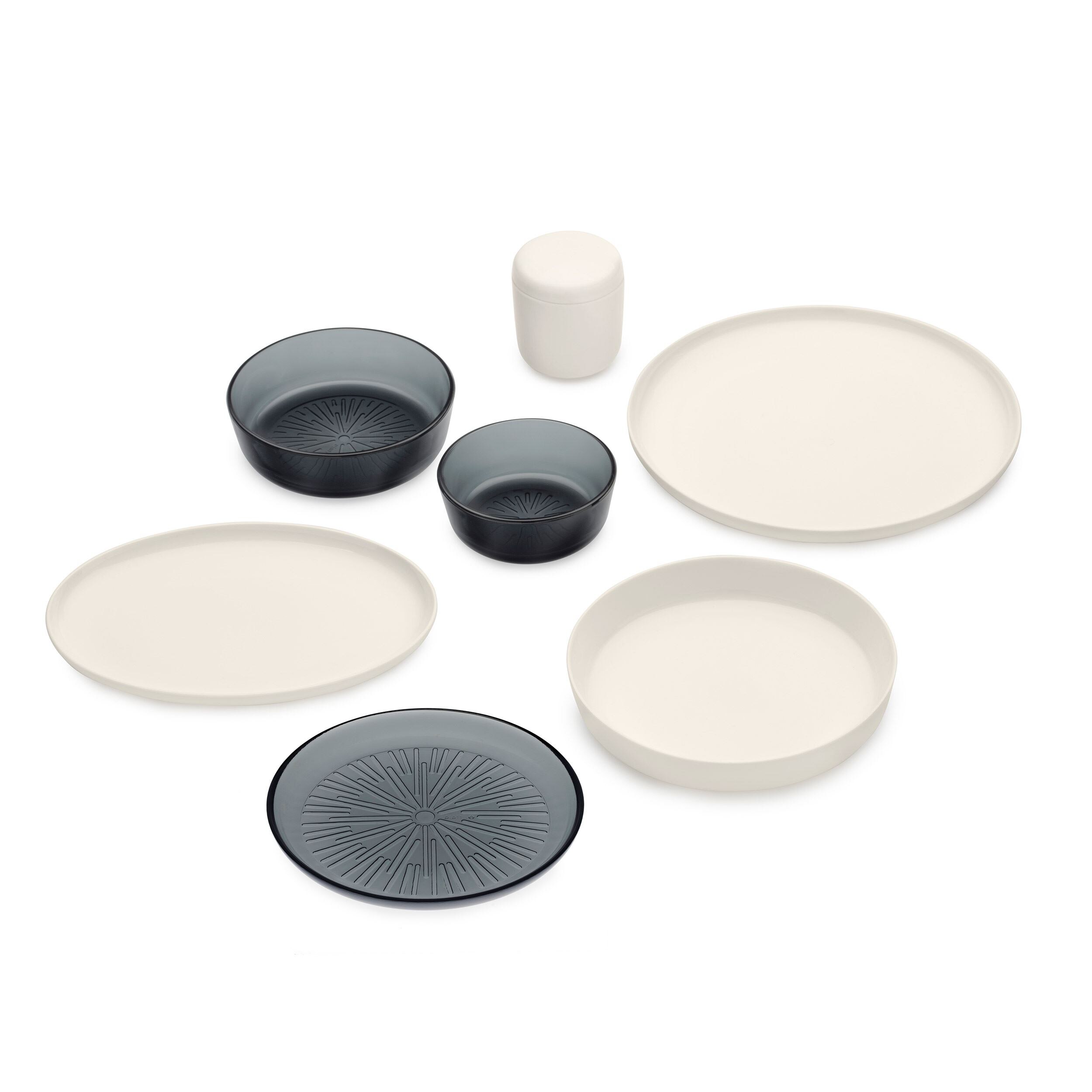 Essence plate 25cm oval white