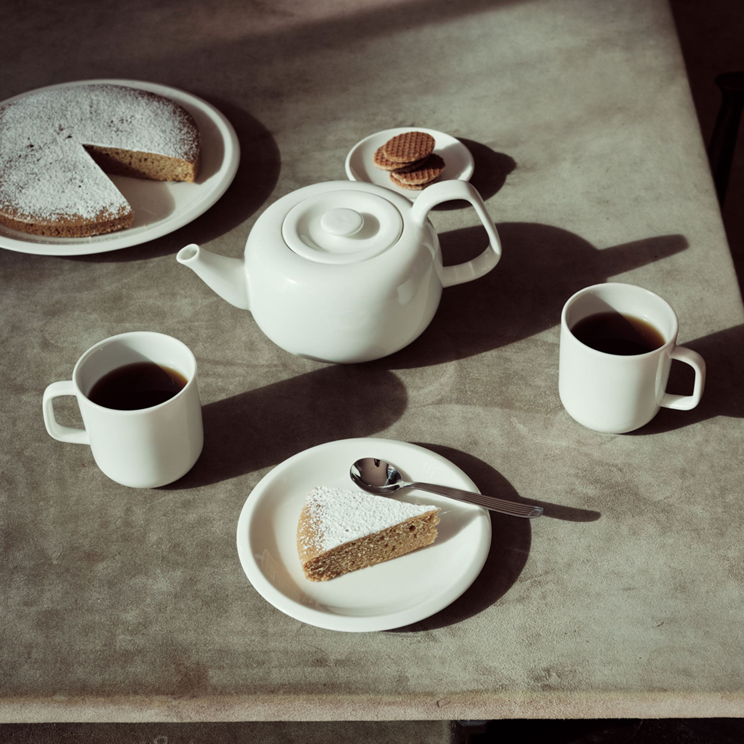 Raami tea pot 1,1L white