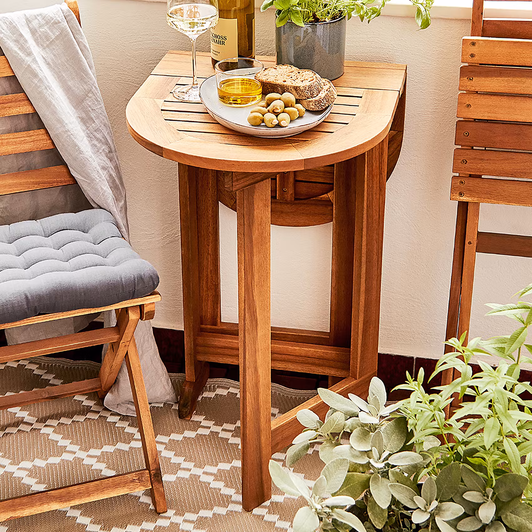 LODGE Gartentisch