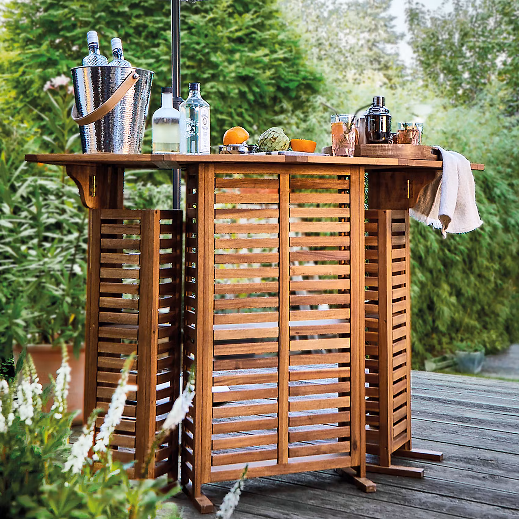 TURNTABLE Gartenbar