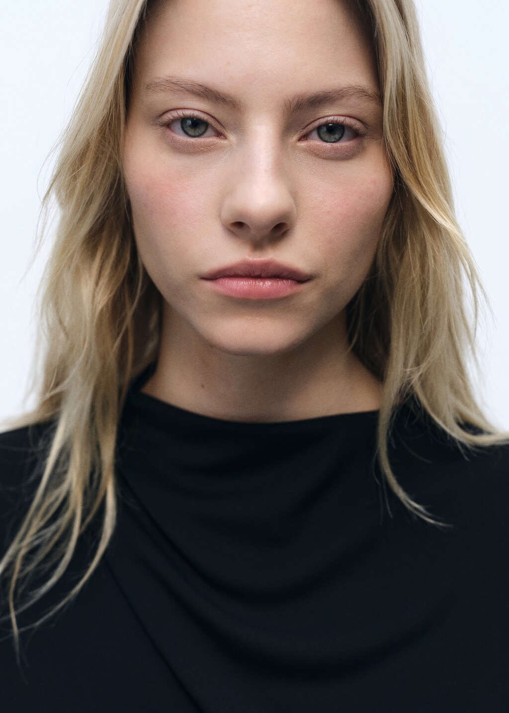 Straight-fit jumpsuit with draped neckline - Black