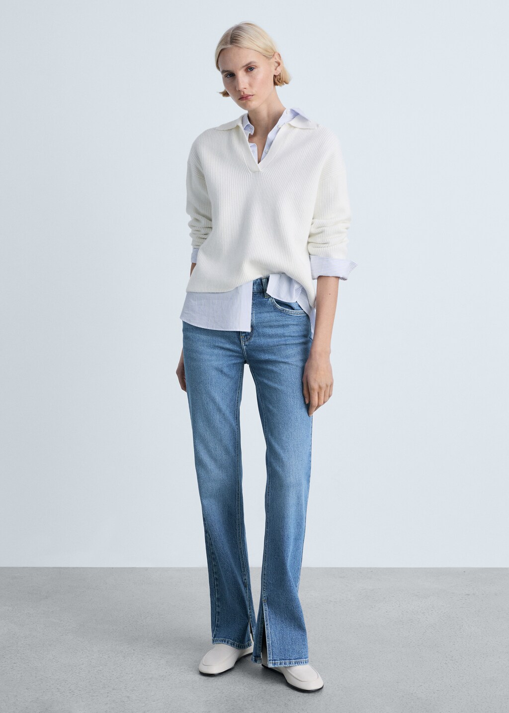 Rinse-wash flared jeans with openings - Open Blue