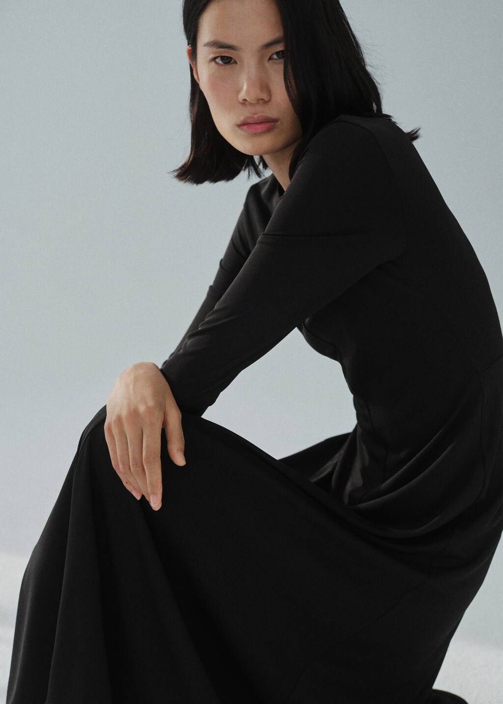 Long flared knitted dress - Black