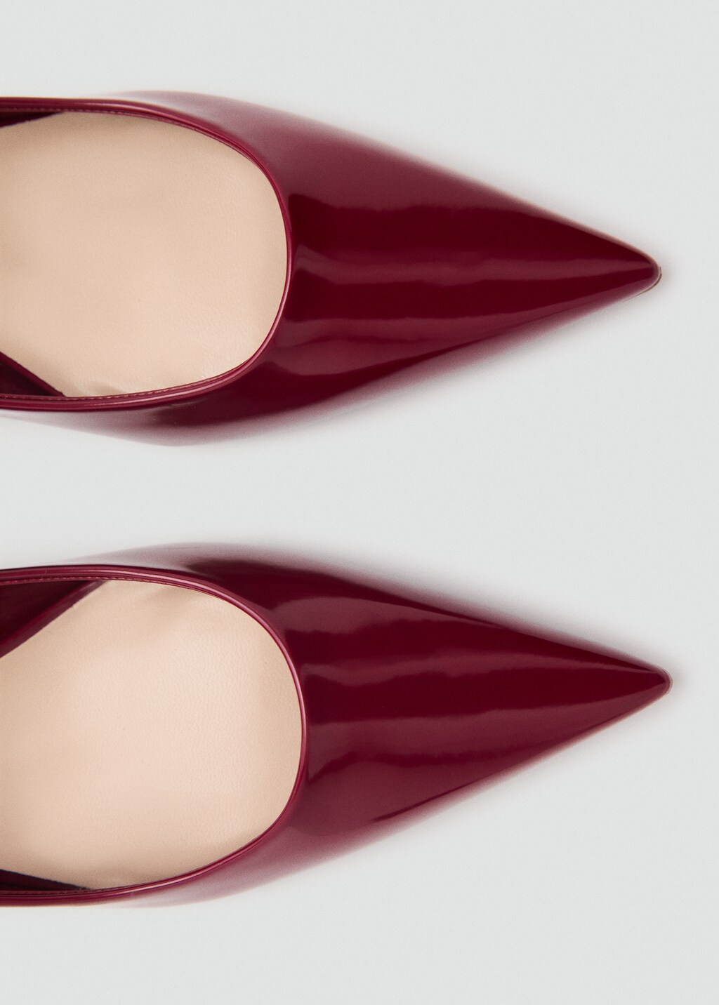 Kitten-heel pointed-toe shoes with patent leather effect - Burgundy