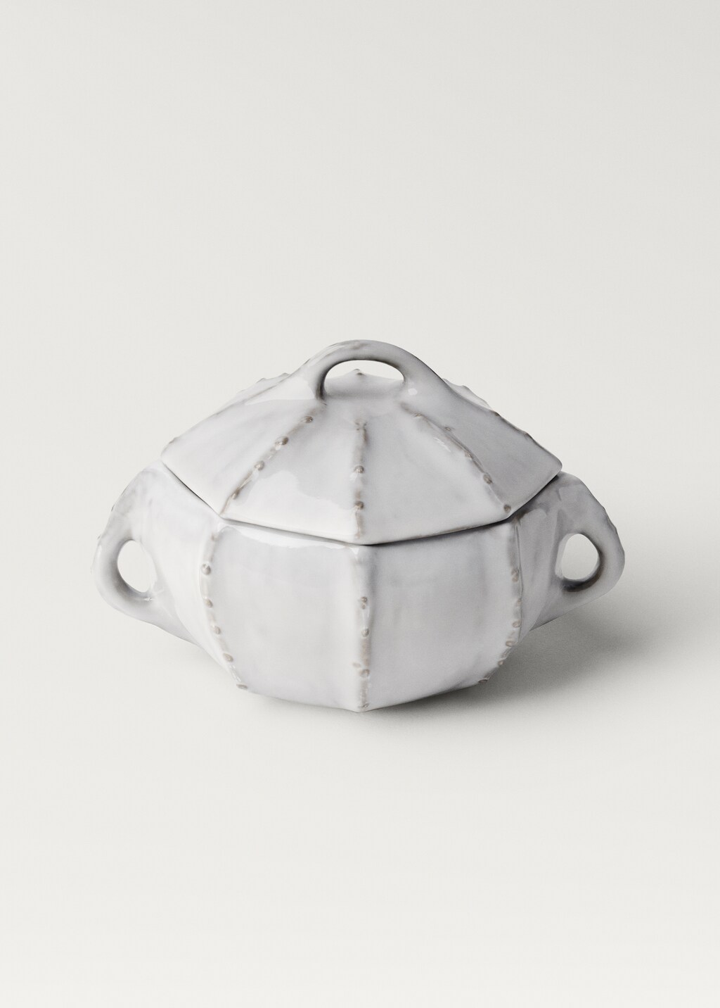 Stoneware bowl with lid - White