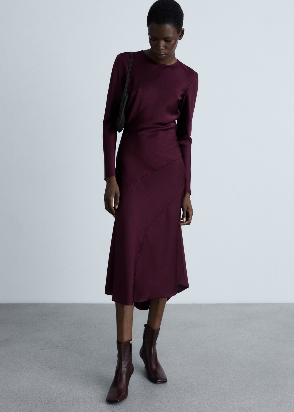 Satin dress with seam detail - Wine