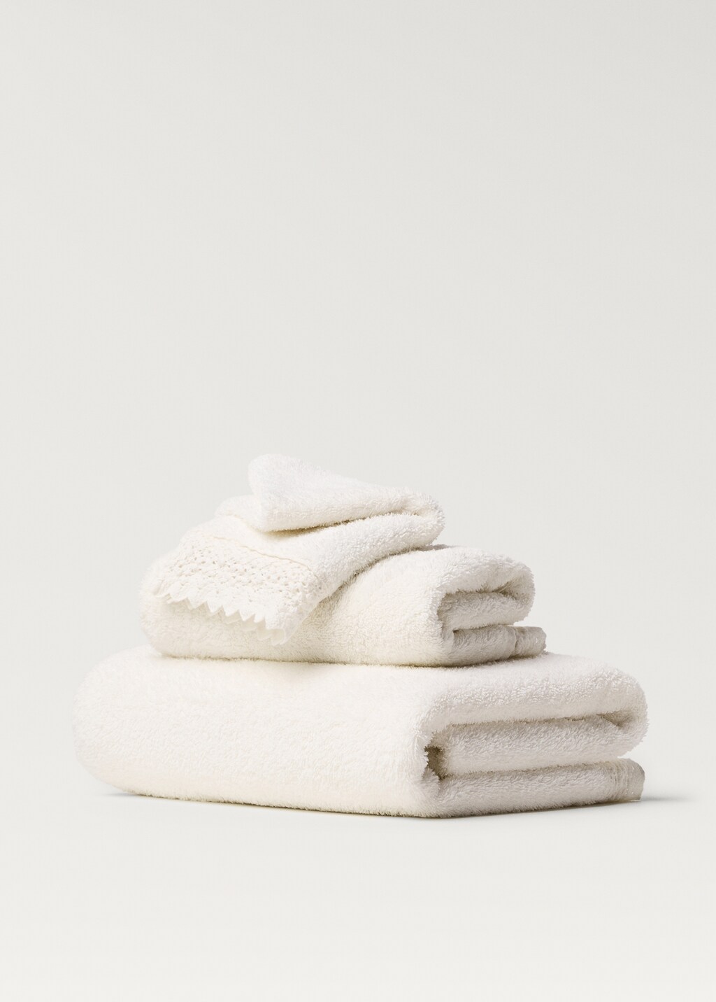 Face towel with lace - Off White