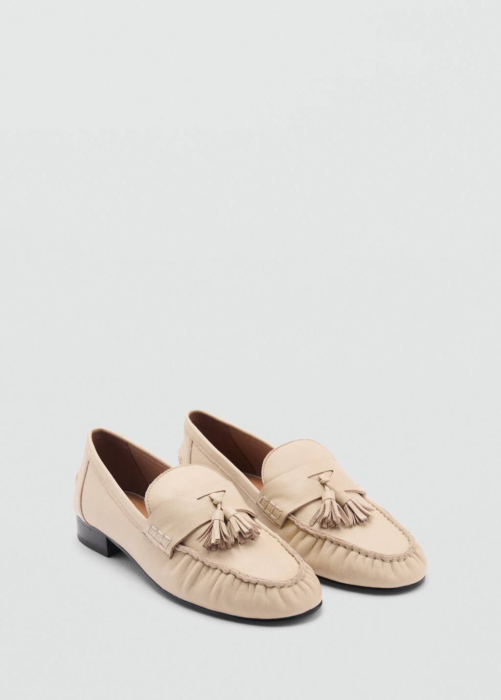 Leather moccasins with tassels - Beige