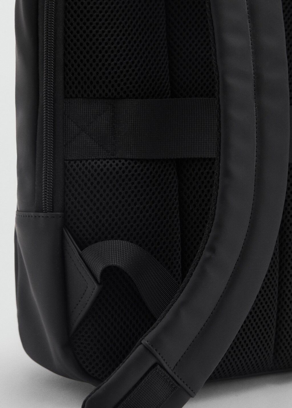 Functional rubberised backpack - Black