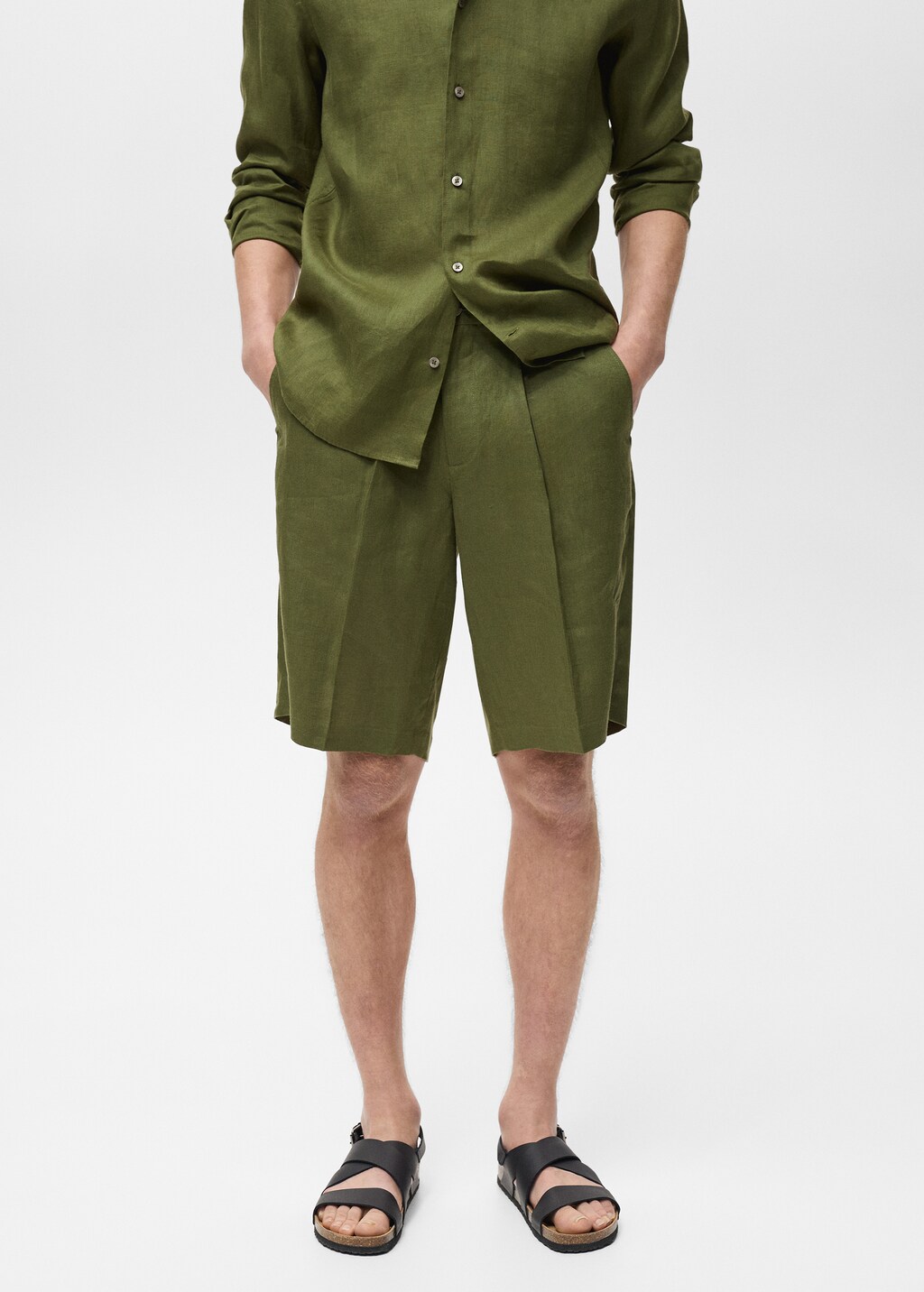 100% linen bermuda shorts with pleats - Green