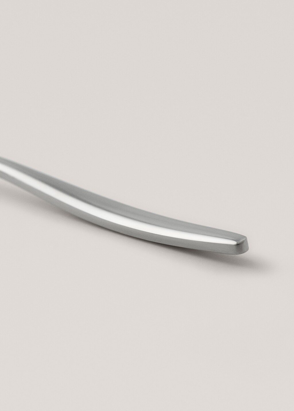 Pack of 4 steel spoons with thin handle - Silver