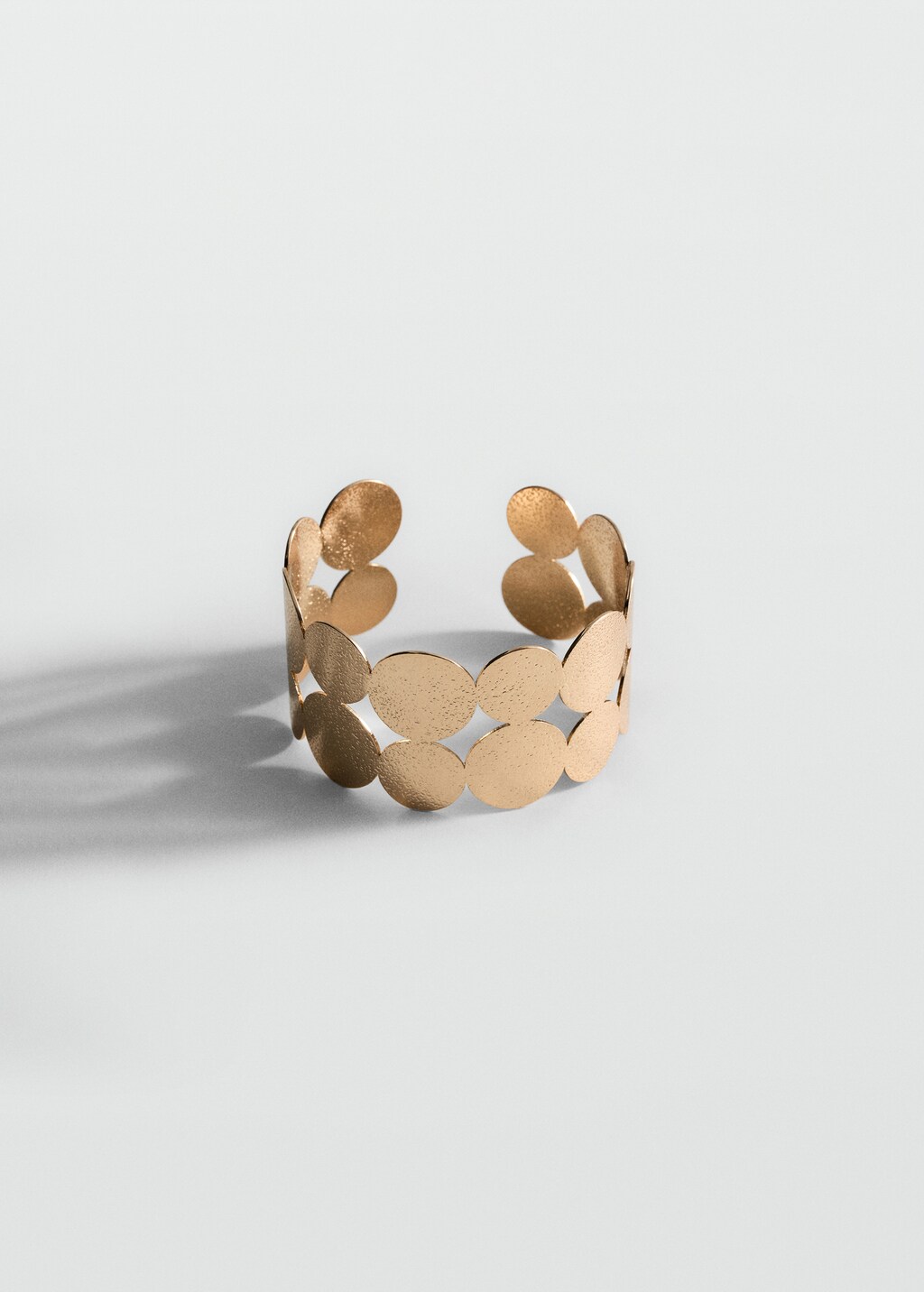 Rigid circle bracelet - Gold