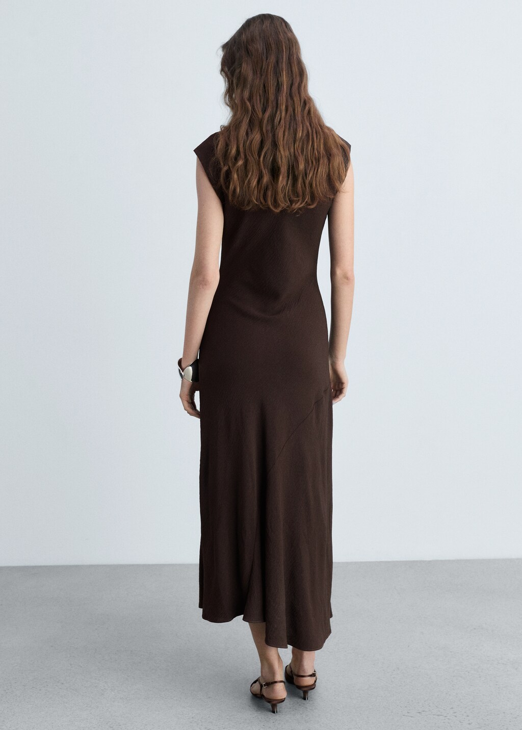 Textured asymmetrical dress - Brown