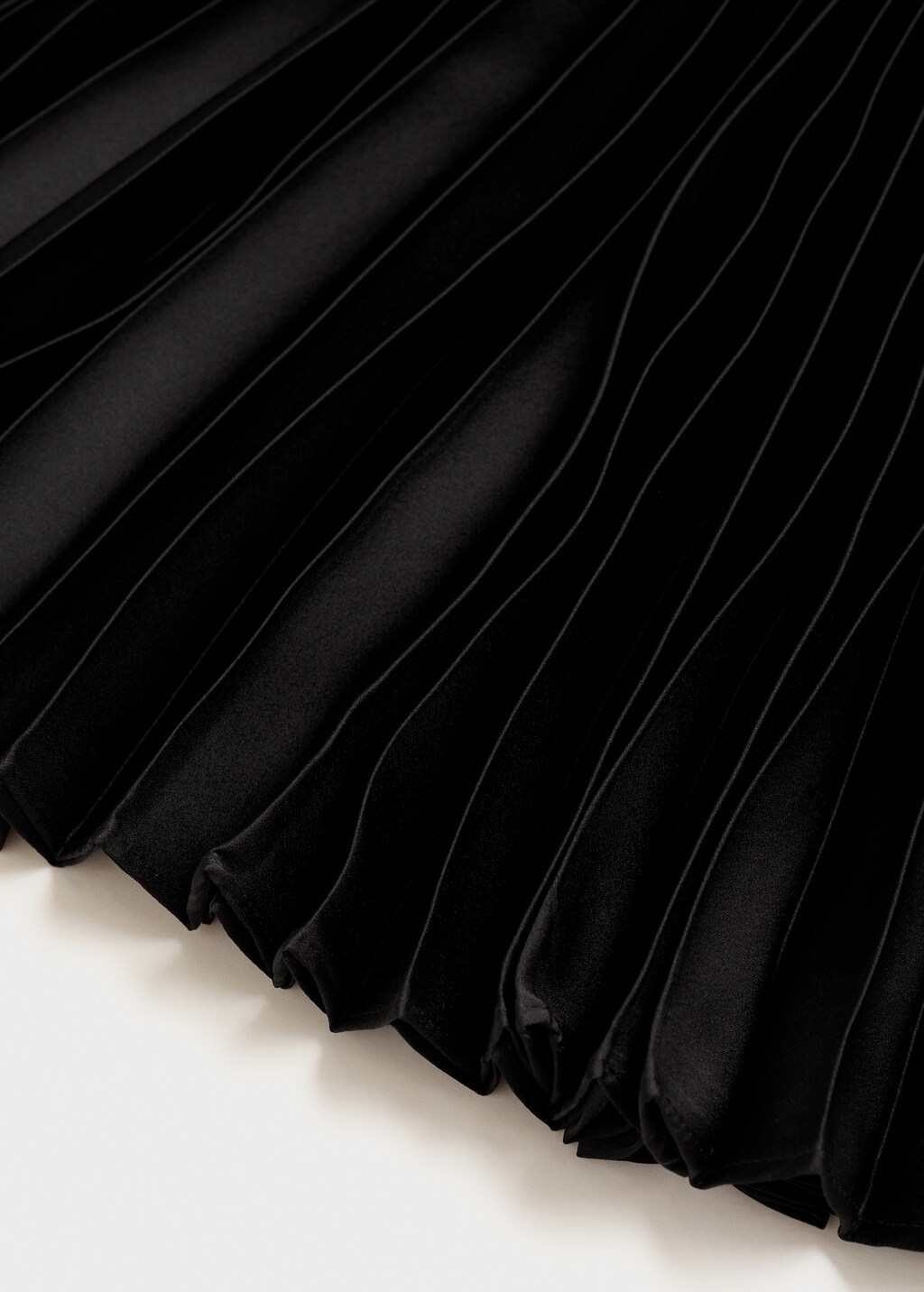 Straight pleated skirt - Black