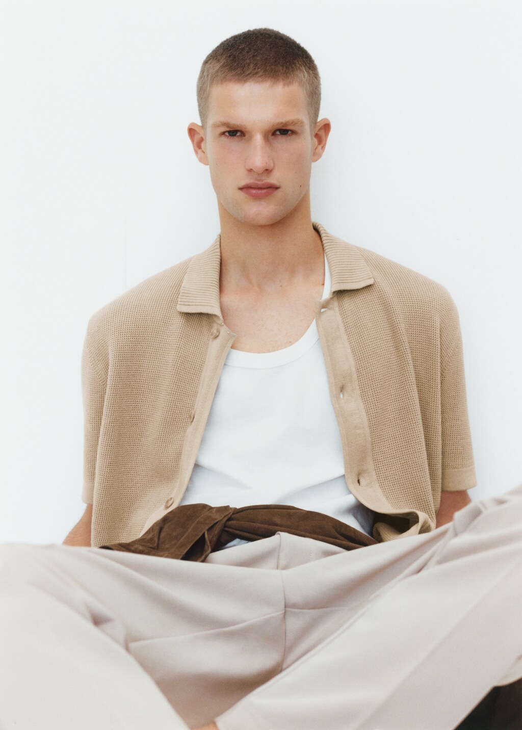 Buttoned micro-structure knitted polo shirt - Beige