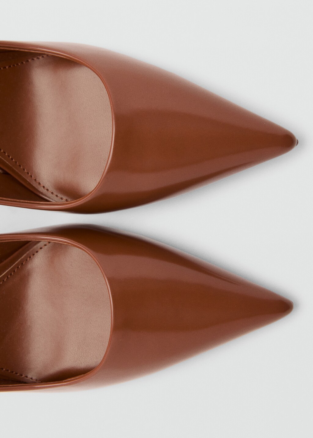 High-heeled shoes - Cognac