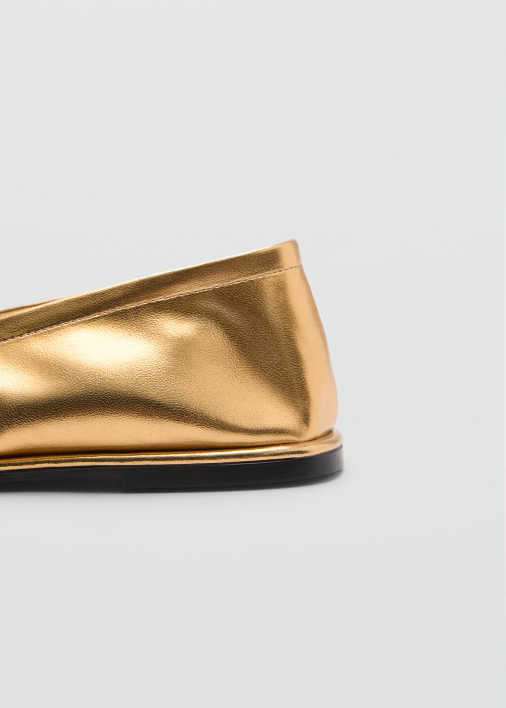 Round-toe ballet flats with buckle - Black