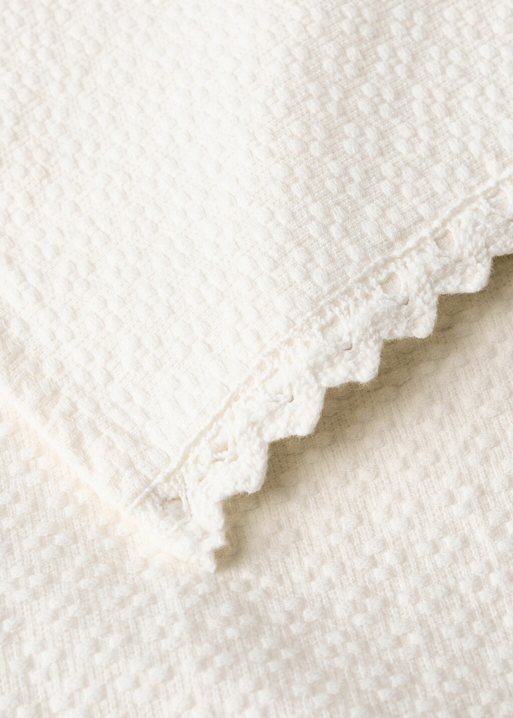 Textured cotton bedspread - Off White