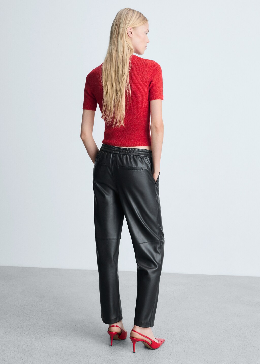 Leather-effect elastic waist trousers - Black
