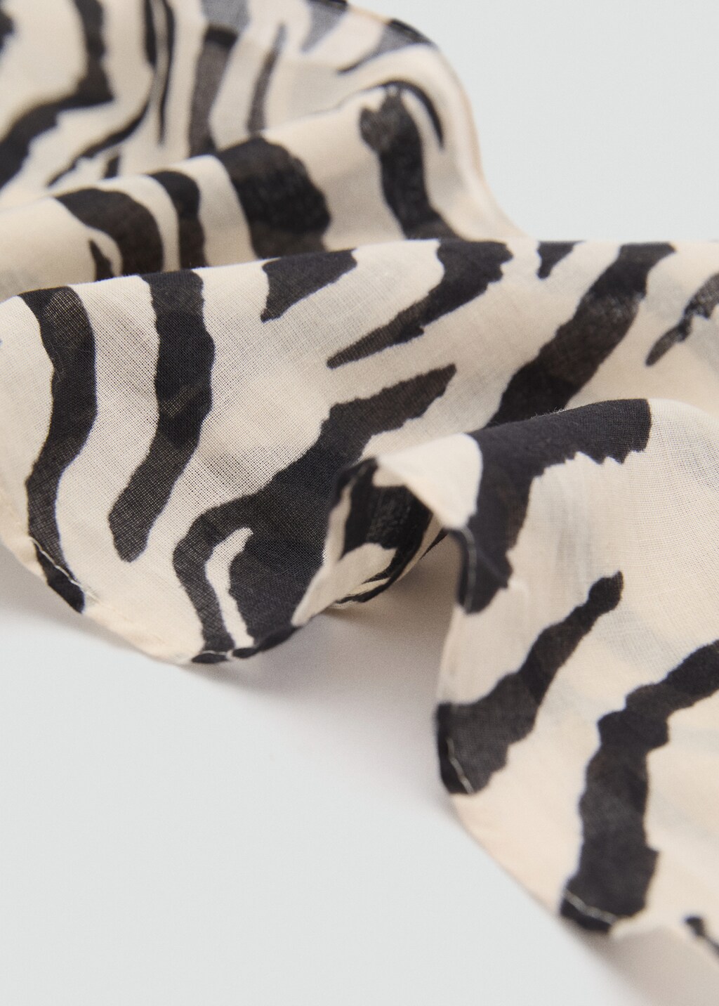 Animal print scarf - Sand