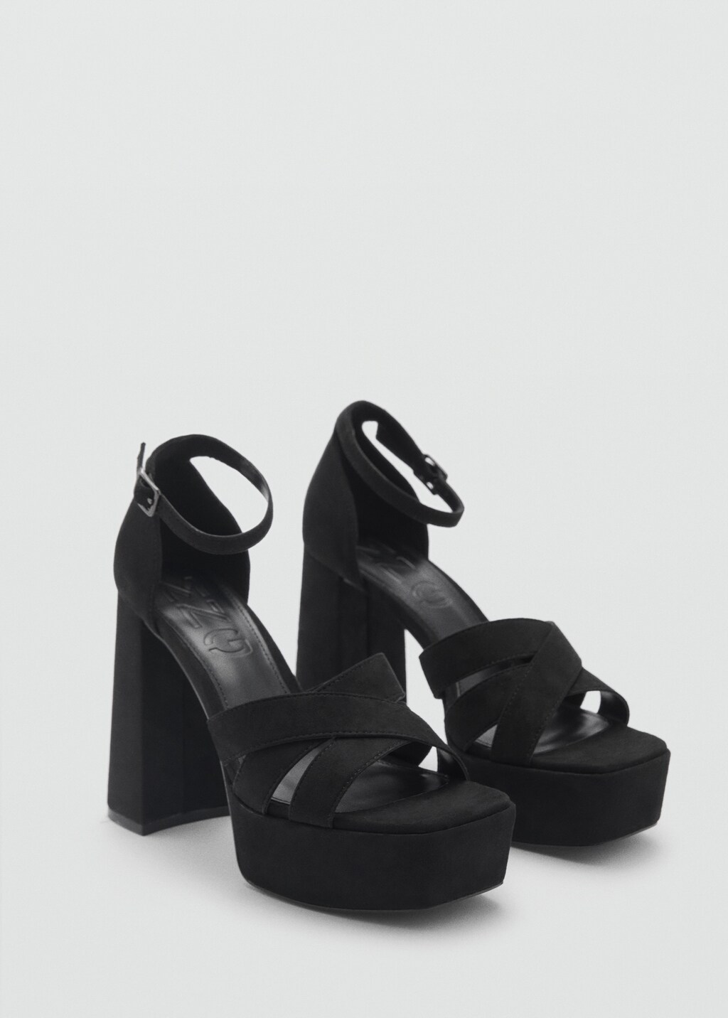 Wide-heeled sandal with bracelet - Black