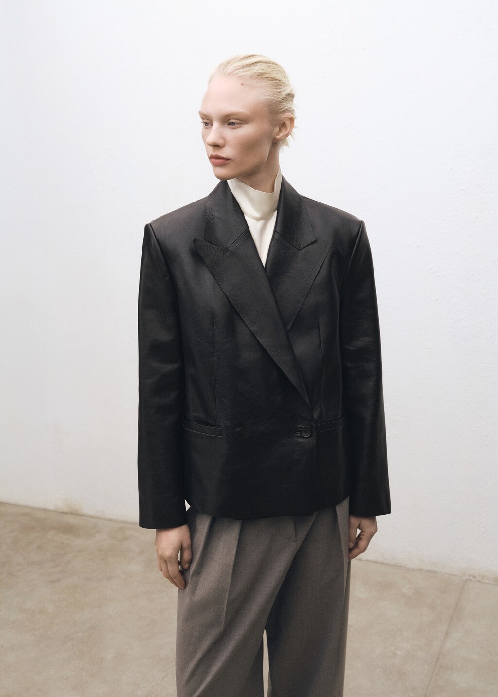 Double-breasted leather jacket - Black