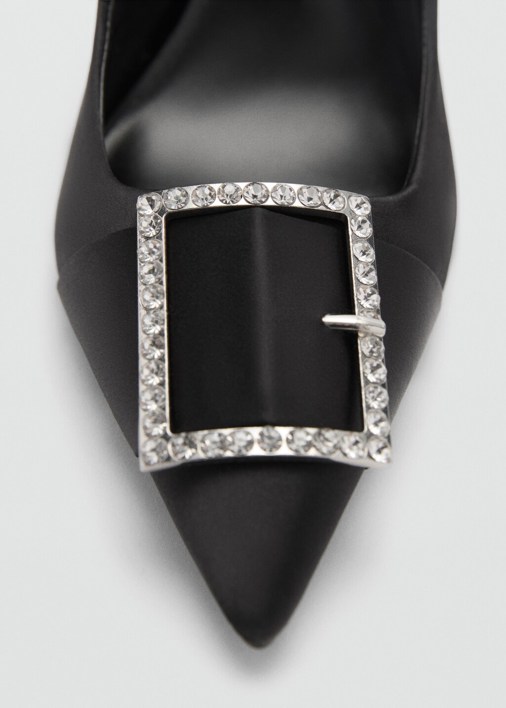 Heeled shoes with buckle - Black