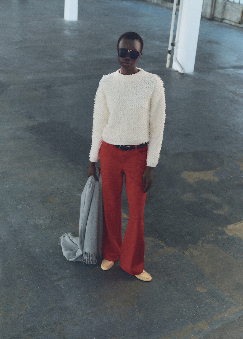 Round-neck bouclé sweater - Ecru